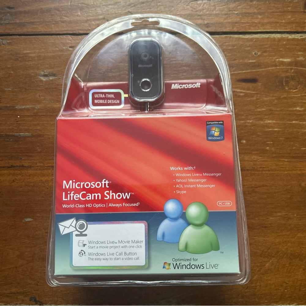 Microsoft LifeCam Show USB Webcam Black For School/Office HD 2.0 Megapixel - NEW